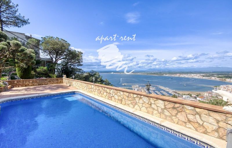 Дом на продажу Roses, Girona. Ref: 3158. Apart-Rent