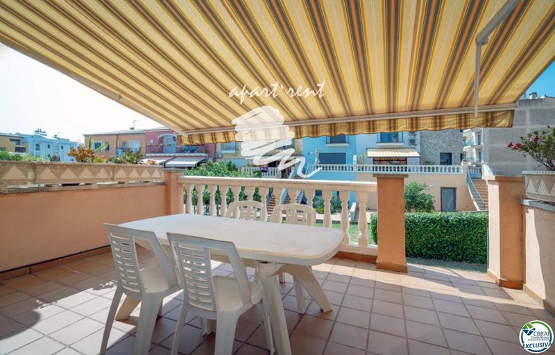Дом на продажу Empuriabrava, Girona. Ref: 3163. Apart-Rent