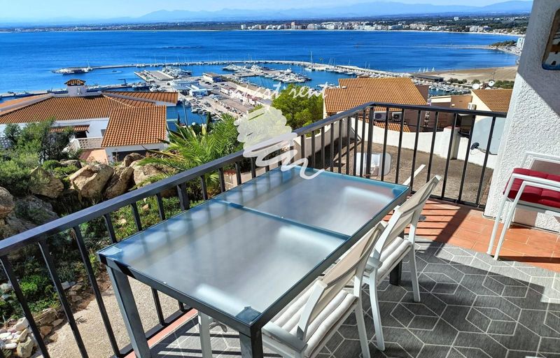 квартира на продажу Roses, Girona. Ref: 3239. Apart-Rent