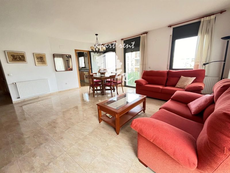 Pis en venda Roses, Girona. Ref: 3303. Apart-Rent