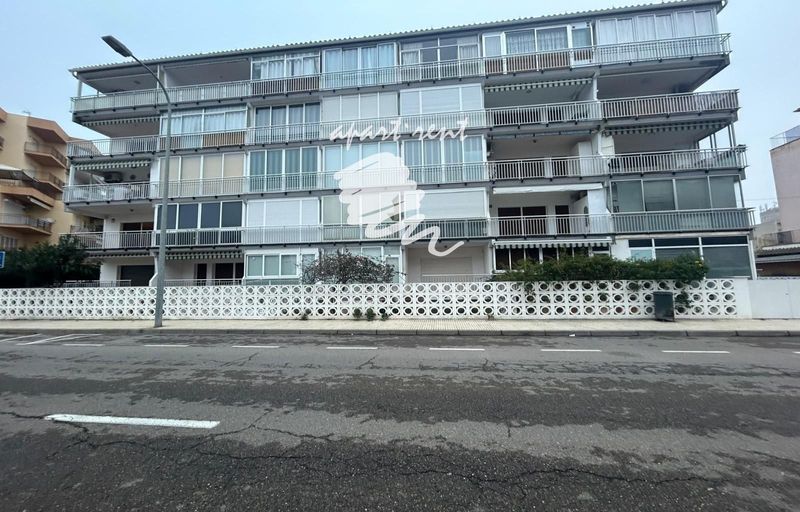 Pis en venda Roses, Girona. Ref: 3317. Apart-Rent