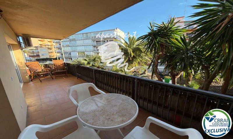 Piso en venta Roses, Girona. Ref: 3347. Apart-Rent