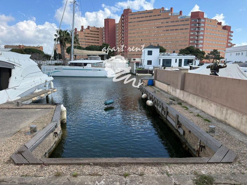 Amarrage en vente Roses, Girona. Ref: 3416. Apart-Rent