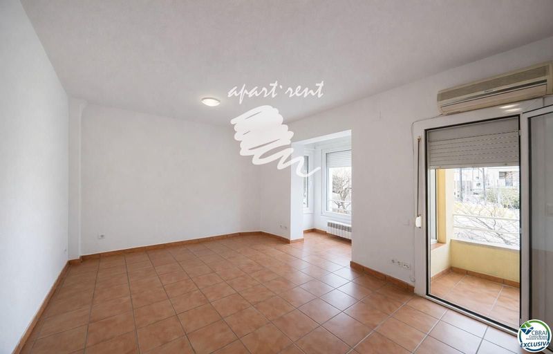 Piso en venta Roses, Girona. Ref: 3433. Apart-Rent