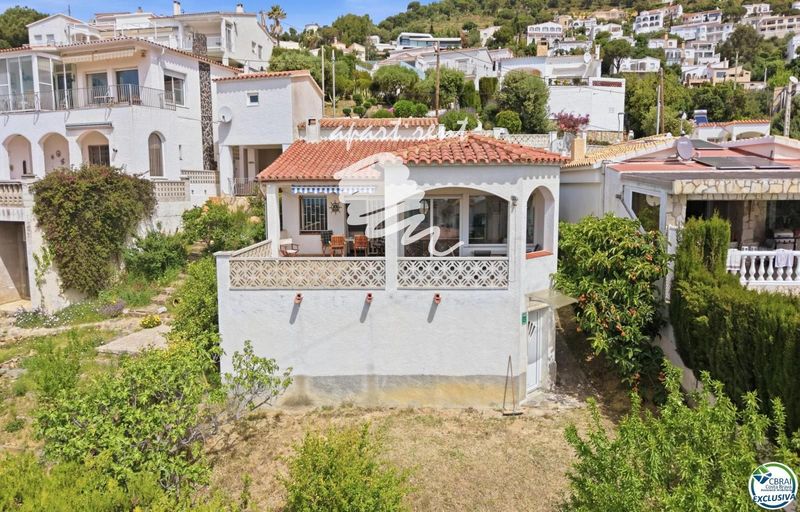 Maison en vente Roses, Girona. Ref: 3472. Apart-Rent