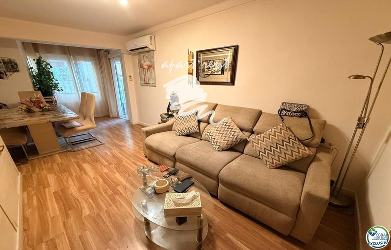Piso en venta Roses, Girona. Ref: 3522. Apart-Rent
