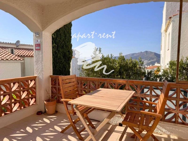 Piso en venta Roses, Girona. Ref: 3530. Apart-Rent
