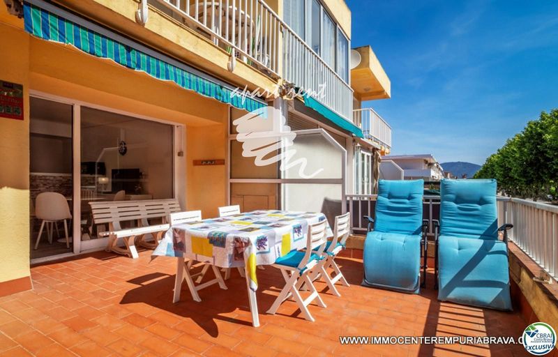 Pis en venda Empuriabrava, Girona. Ref: 3551. Apart-Rent