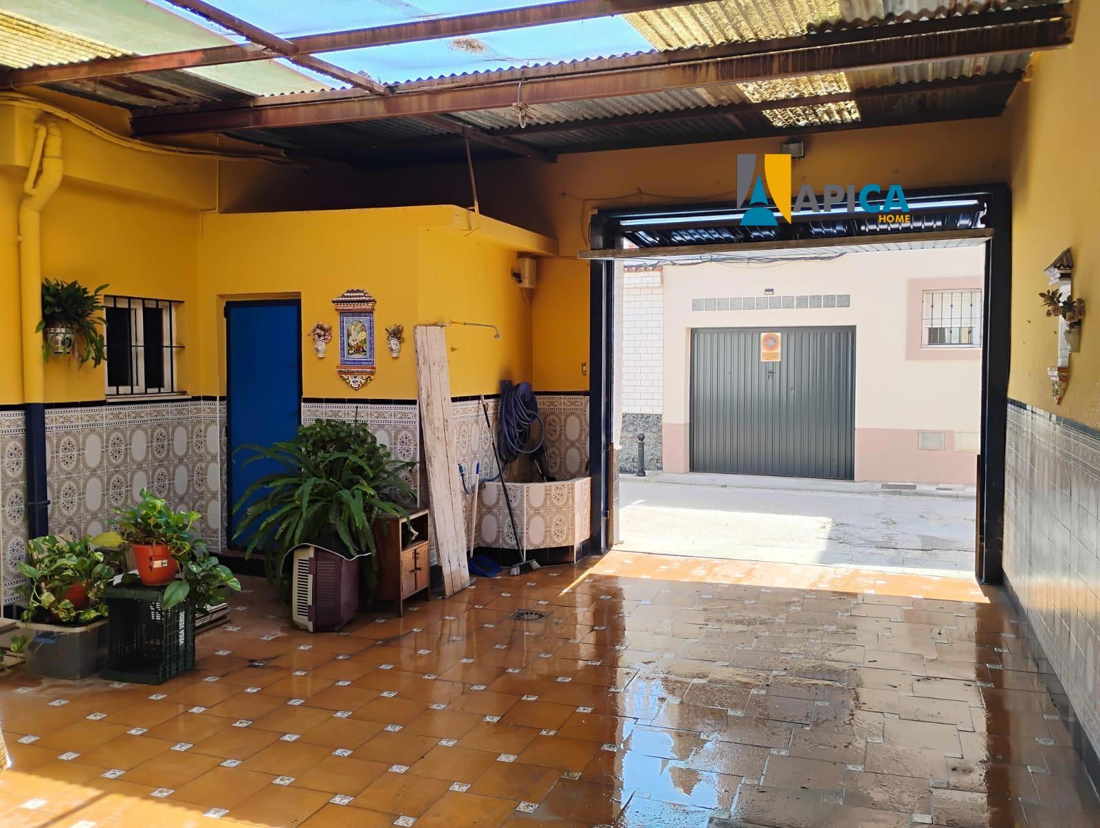Adosado en venta La Línea de la Concepción, Cádiz. Ref: 12315. Apica Home