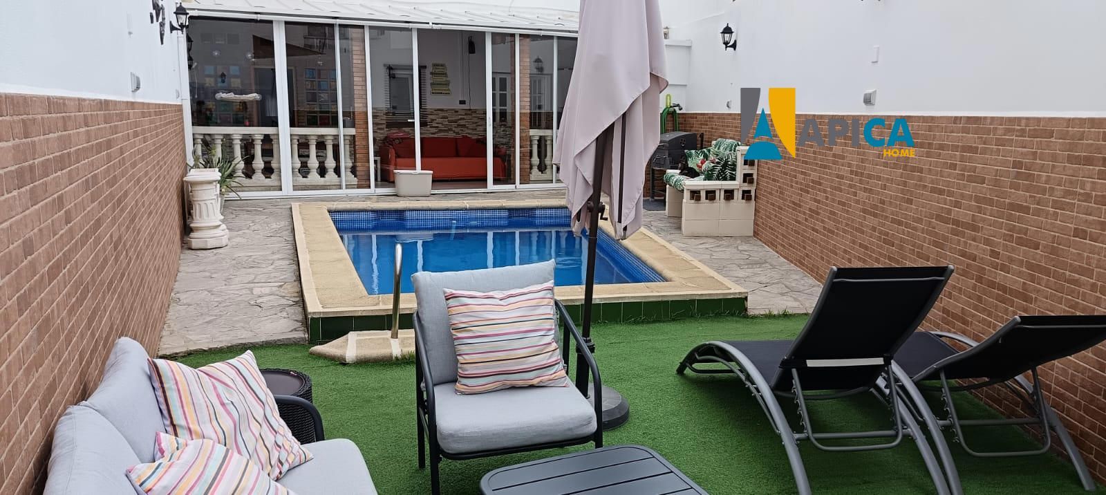 Casa en venta La Línea de la Concepción, Cádiz. Ref: 12472. Apica Home