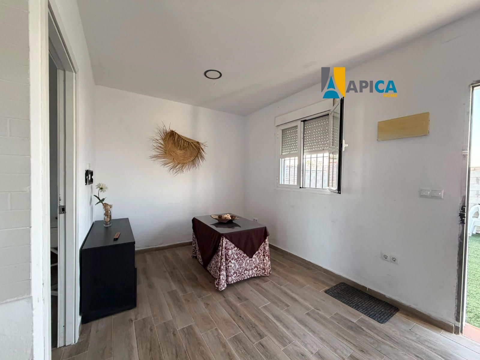 Chalet Independiente en venta Chiclana de la Frontera, Cádiz. Ref: 13374. Apica Home