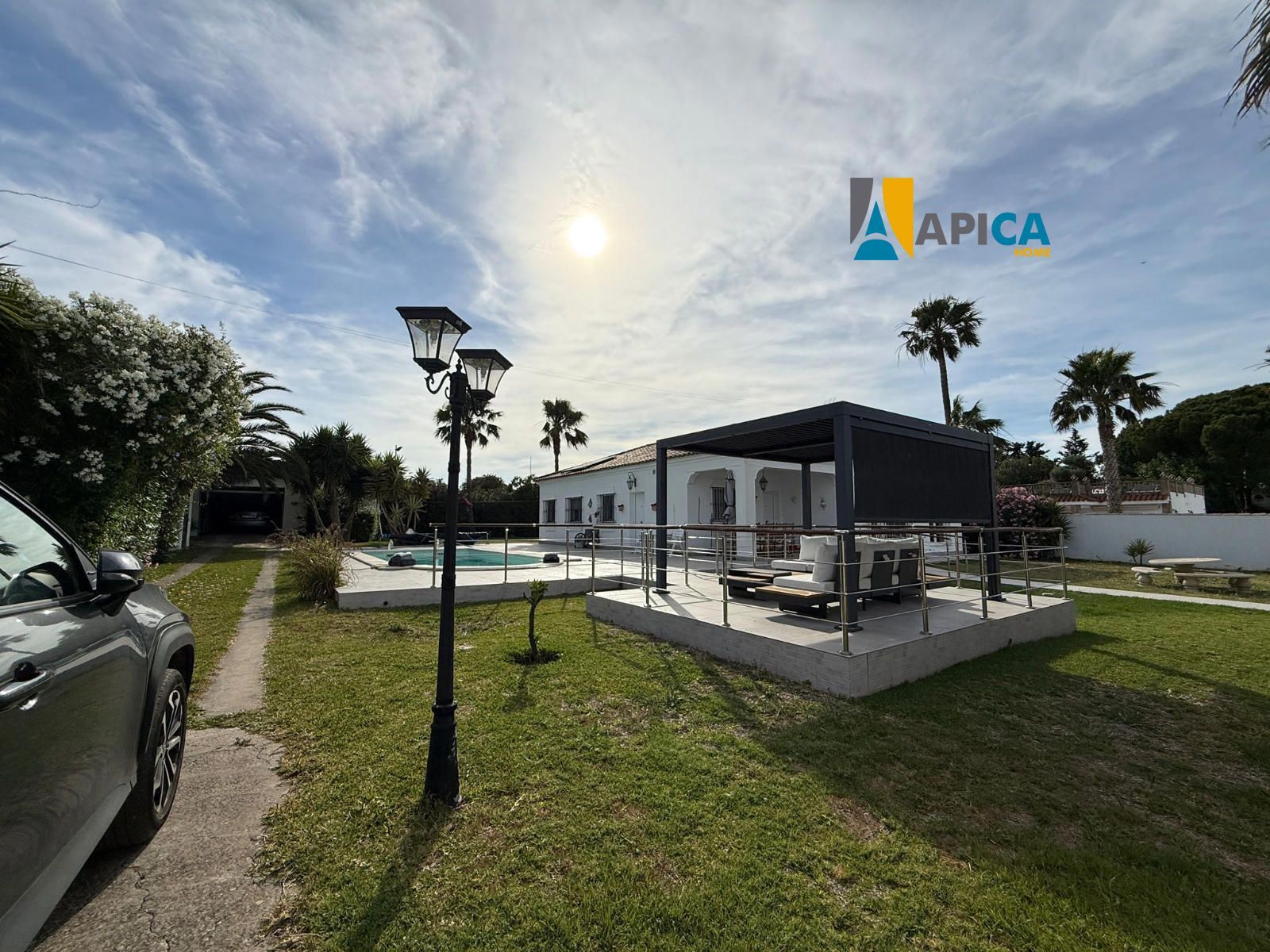 Chalet Independiente en venta Chiclana de la Frontera, Cádiz. Ref: 13445. Apica Home