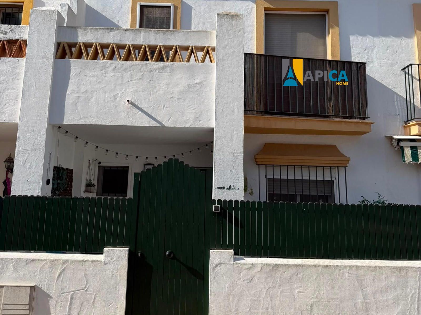 Adosado en venta Chiclana de la Frontera, Cádiz. Ref: 13512. Apica Home