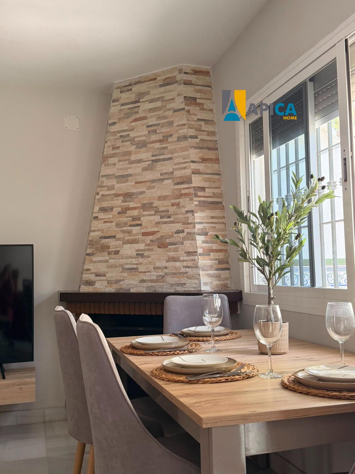 🏡 ¡UNIFAMILIAR EN BARBATE! CON GRAN JARDÍN Y PATIO PRIVADO - Foto 4