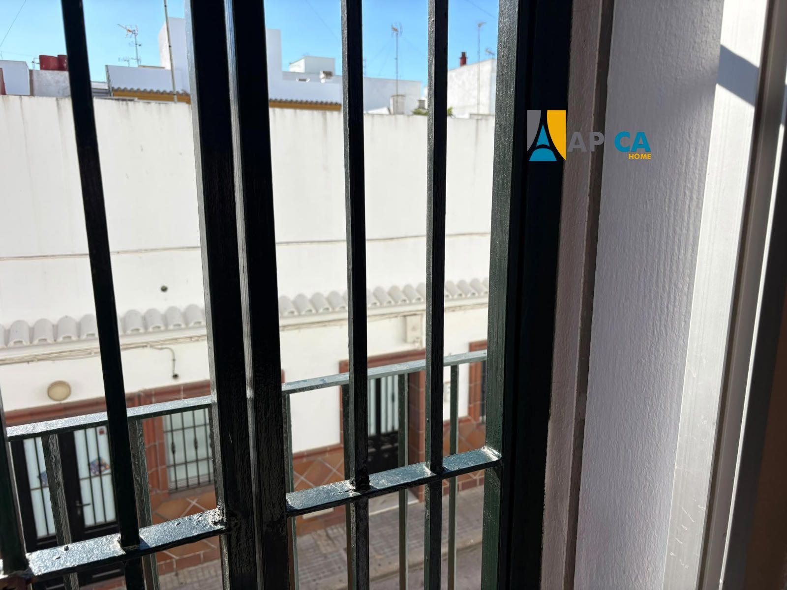 🏠 ¡PISO DE 3 DORMITORIOS CON TRASTERO A 7 MINUTOS DE LA PLAYA DEL CARMEN (BARBATE)! - Foto 17