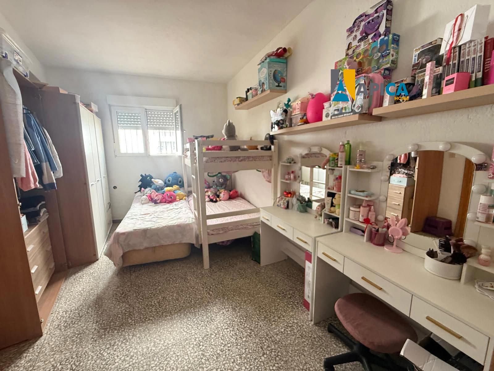 Se vende casa  de dos plantas en Taraguilla. - Foto 9