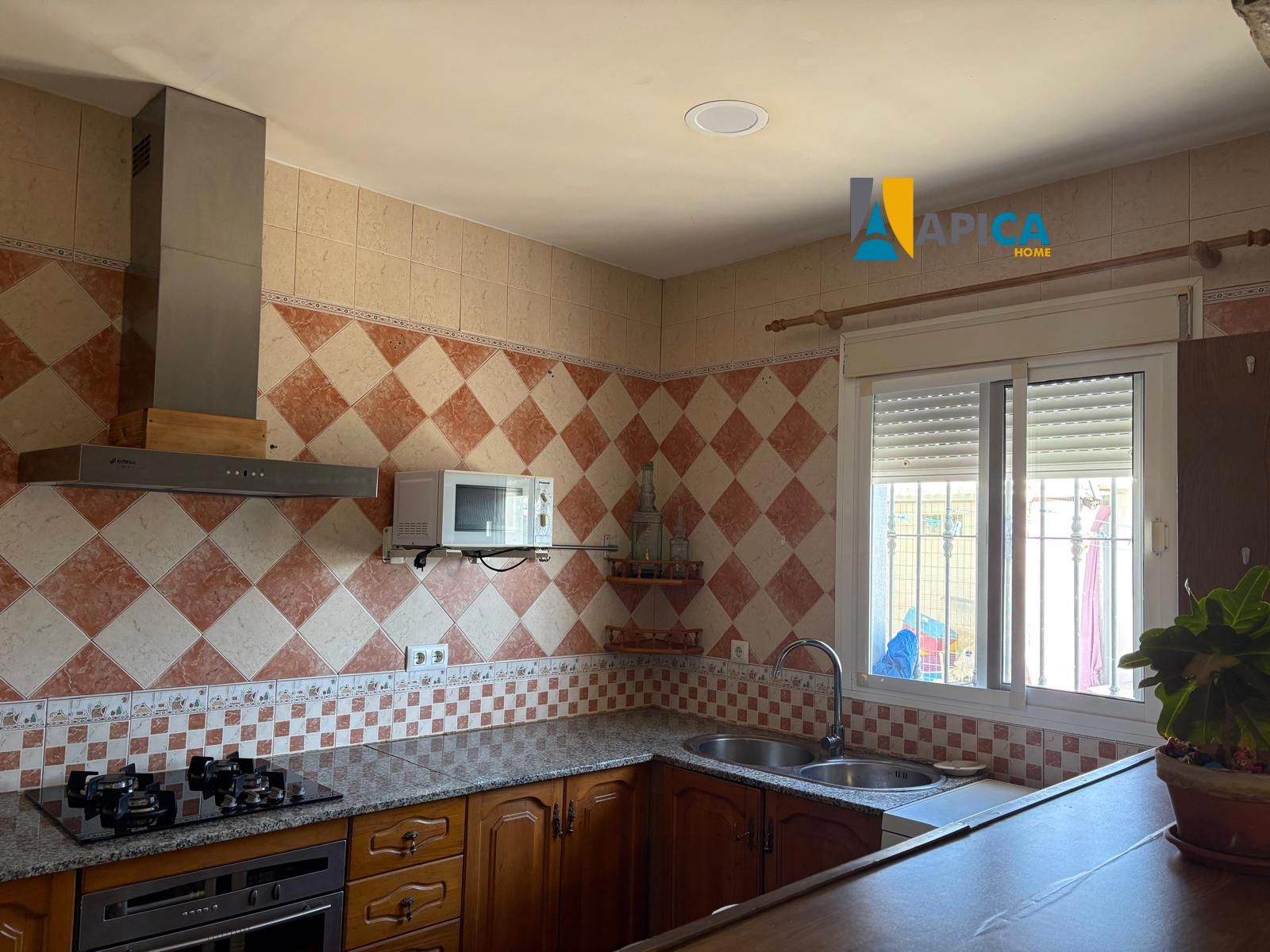 🏡 ¡CHALET CON 606 m² DE PARCELA EN EL PAGO DEL HUMO! - Foto 5