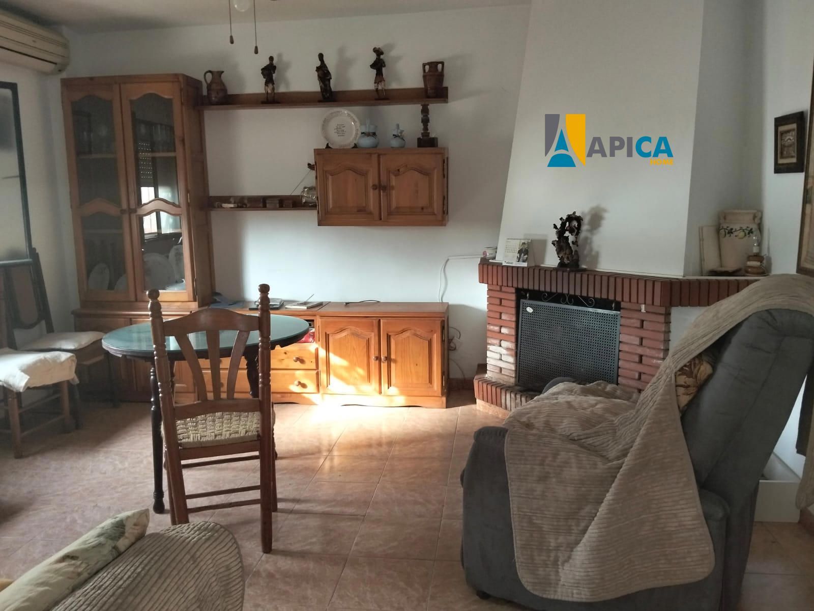 CASA CON HABITACIÓN Y BAÑO COMPLETO EN PLANTA BAJA - Foto 2
