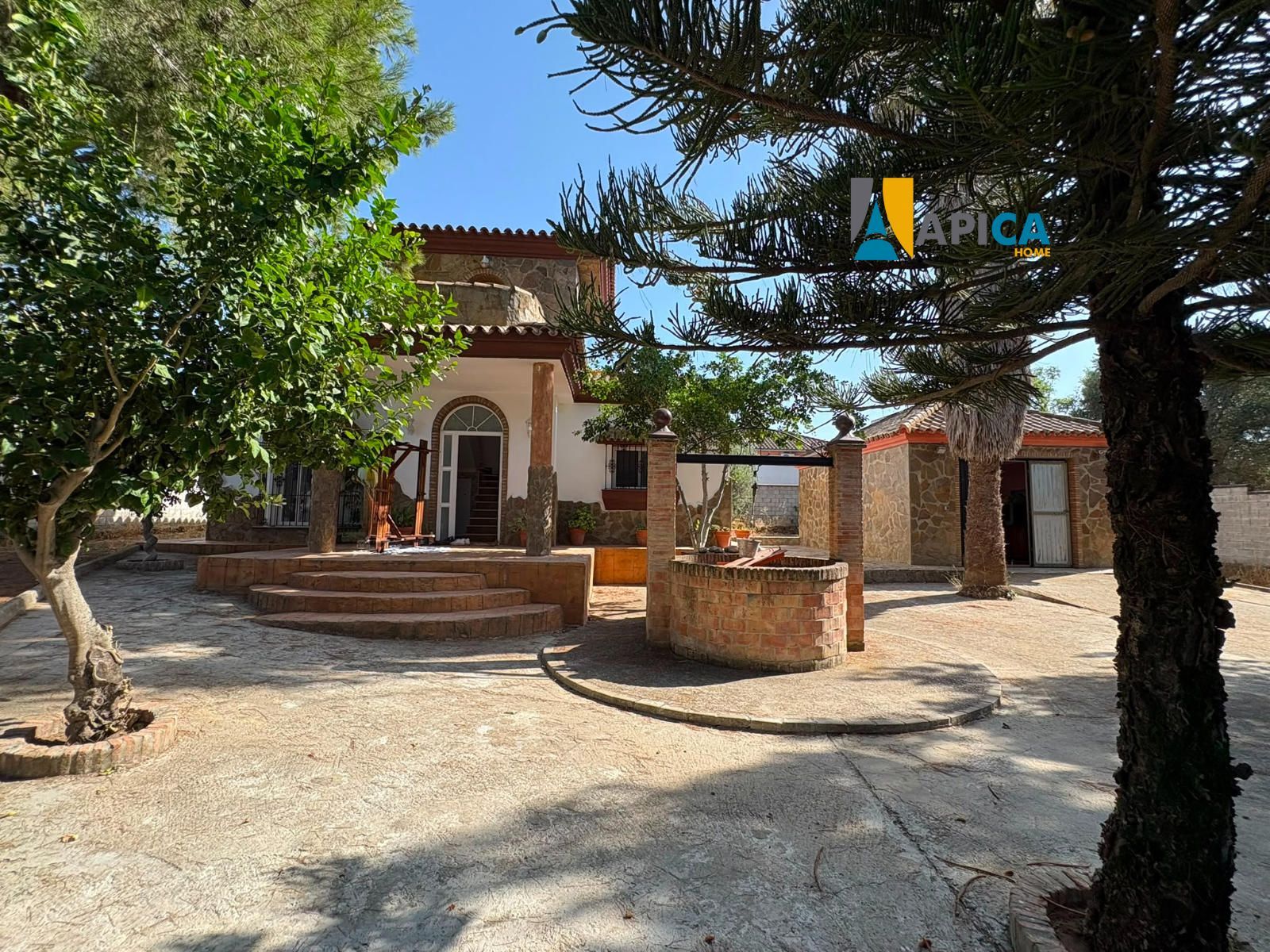 Chalet Independiente en venta Chiclana de la Frontera, Cádiz. Ref: 13846. Apica Home