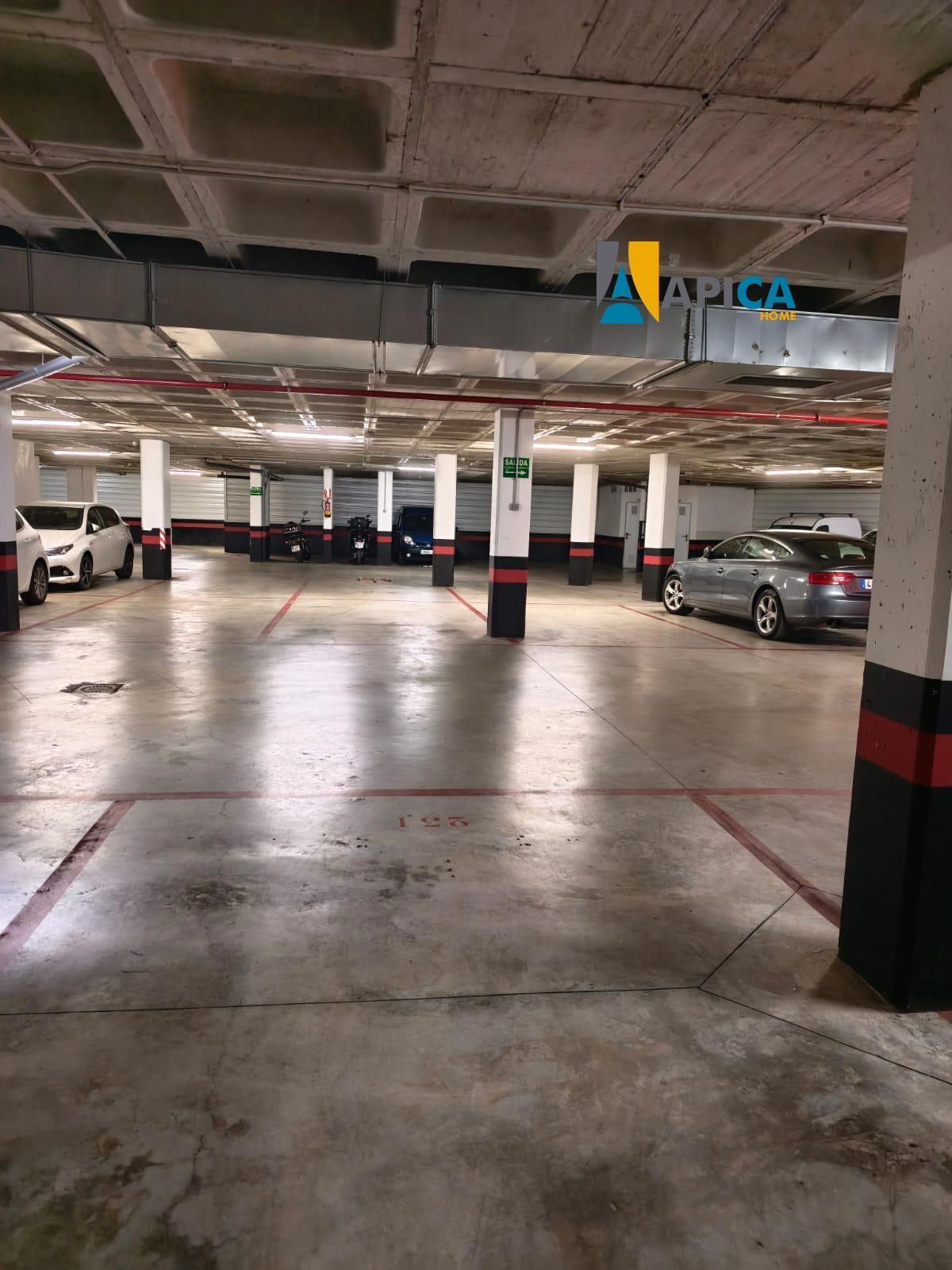 Plaza de garaje en Urbanización Privada. - Foto 7