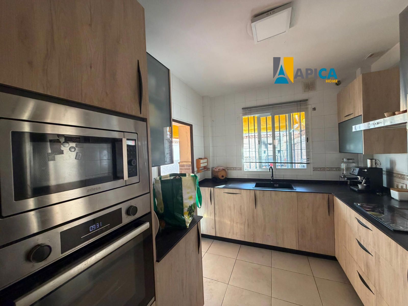 🏡 ¡CASA UNIFAMILIAR DE 106 m² CON DOS PATIOS DEL CENTRO DE PUERTO REAL! - Foto 5