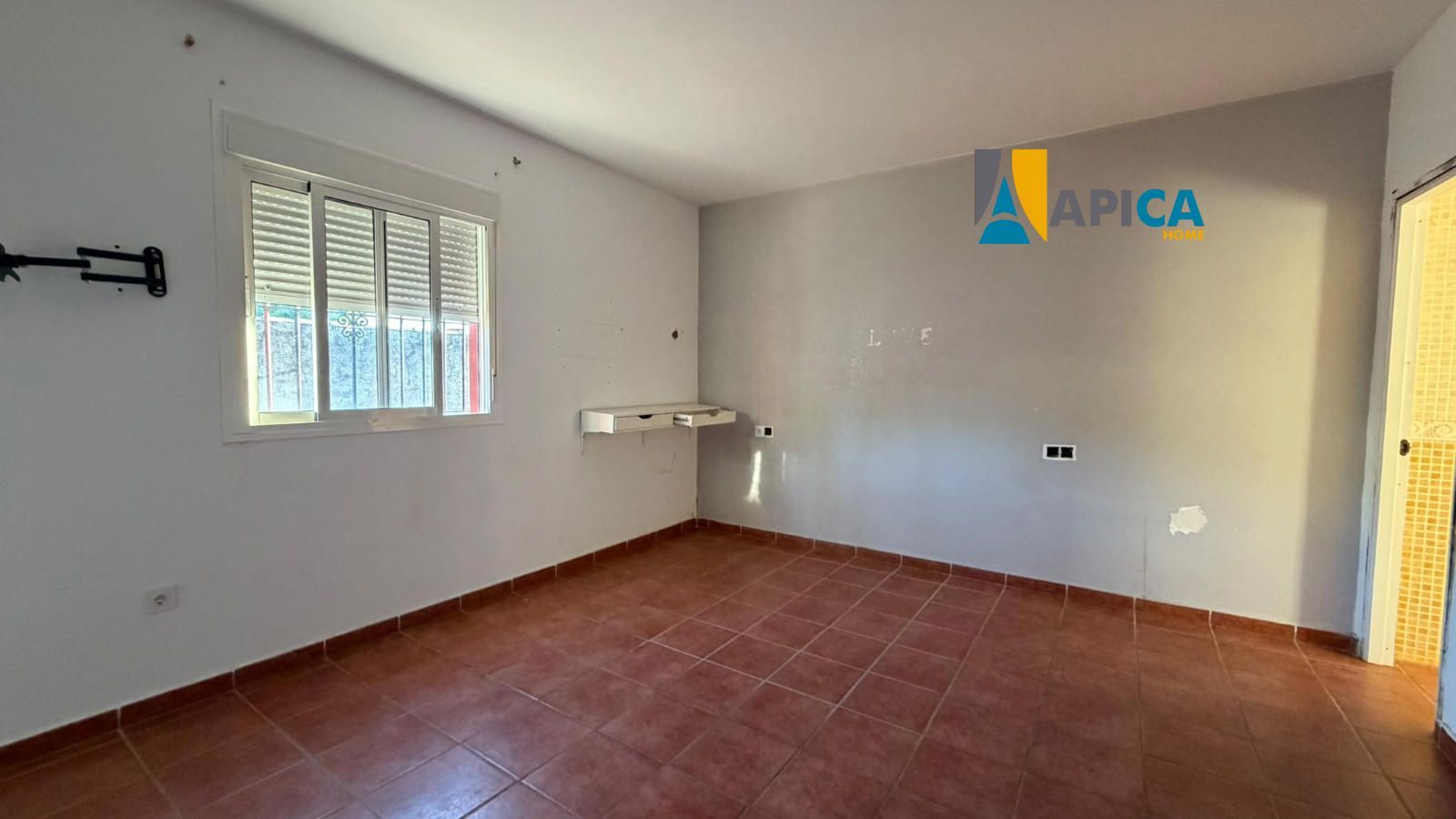 🏡 ¡CHALET HIPOTECABLE DE 124 m² CON CONTADOR DE LUZ EN CARRETERA PINAR DE LOS FRANCESES (CHICLANA)! - Foto 15