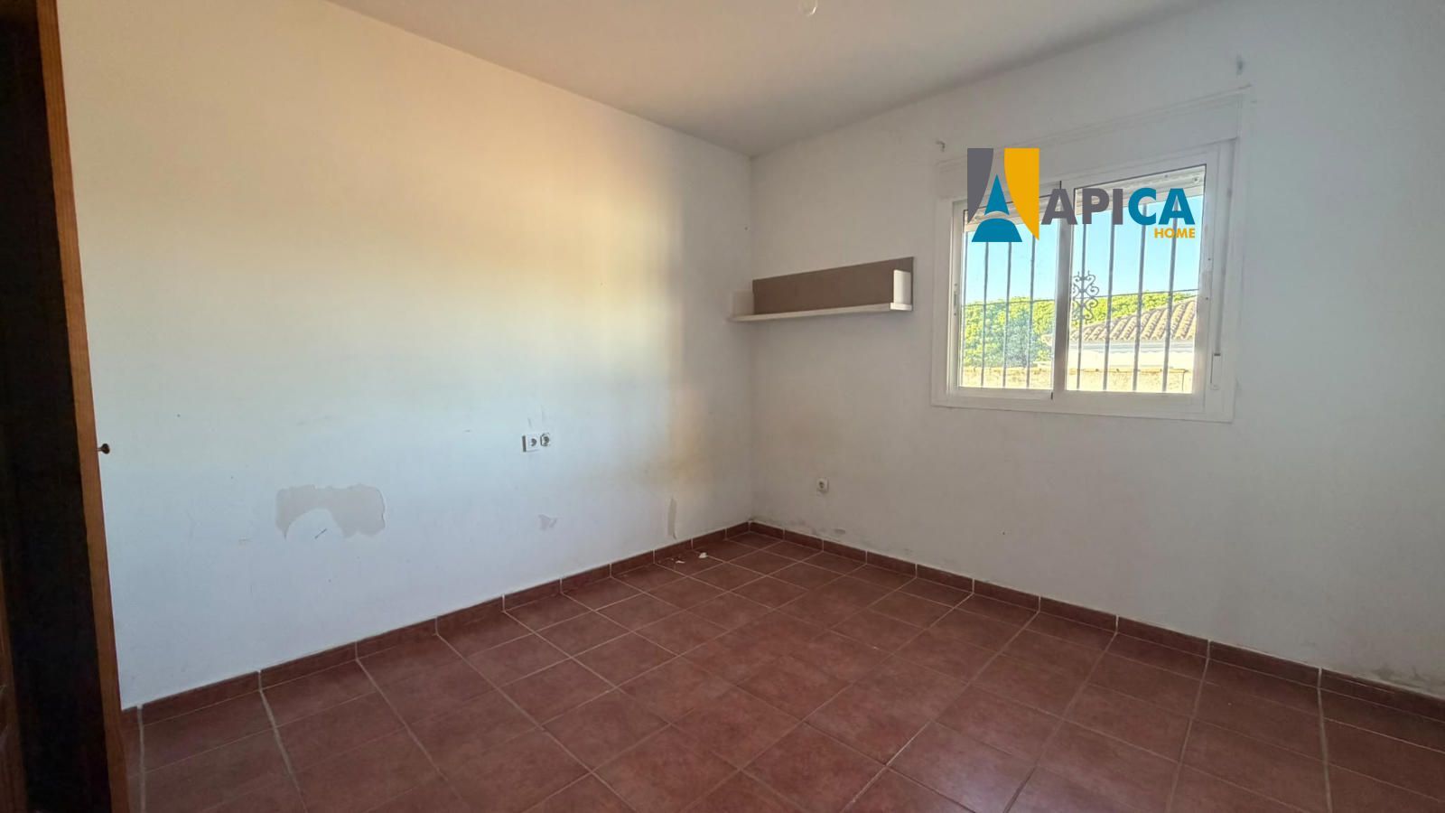 🏡 ¡CHALET HIPOTECABLE DE 124 m² CON CONTADOR DE LUZ EN CARRETERA PINAR DE LOS FRANCESES (CHICLANA)! - Foto 12