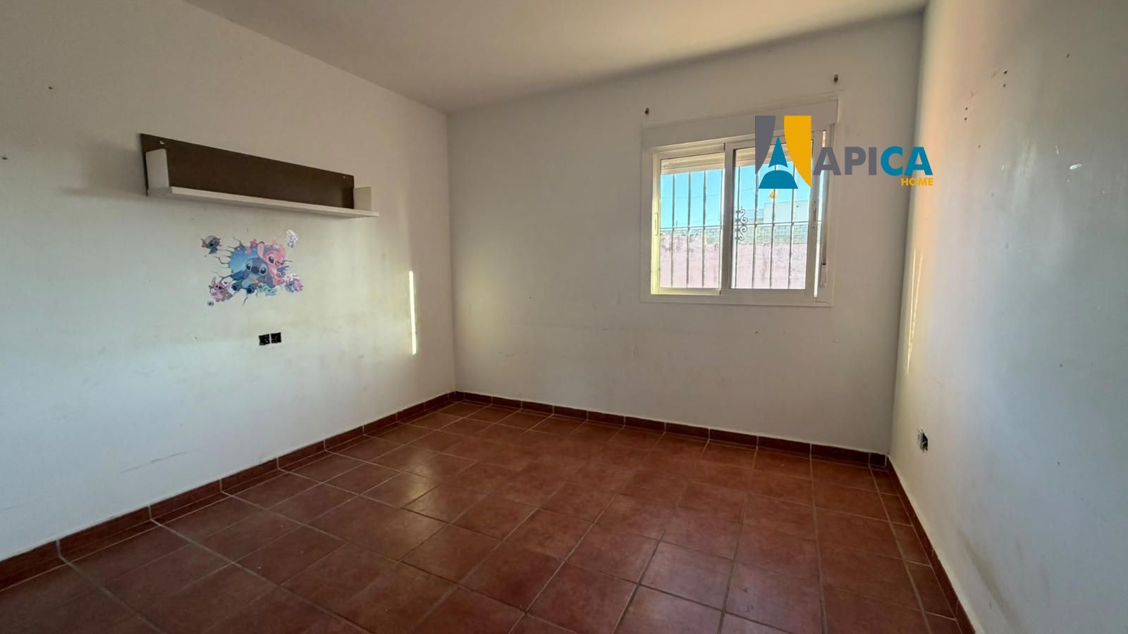 🏡 ¡CHALET HIPOTECABLE DE 124 m² CON CONTADOR DE LUZ EN CARRETERA PINAR DE LOS FRANCESES (CHICLANA)! - Foto 10