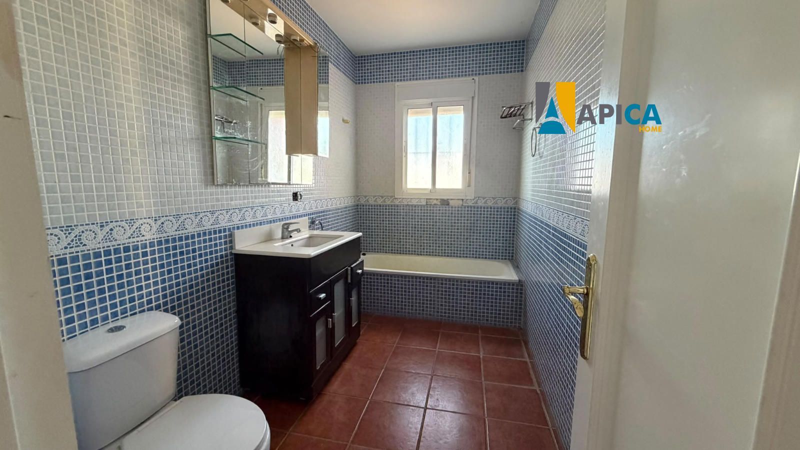 🏡 ¡CHALET HIPOTECABLE DE 124 m² CON CONTADOR DE LUZ EN CARRETERA PINAR DE LOS FRANCESES (CHICLANA)! - Foto 9