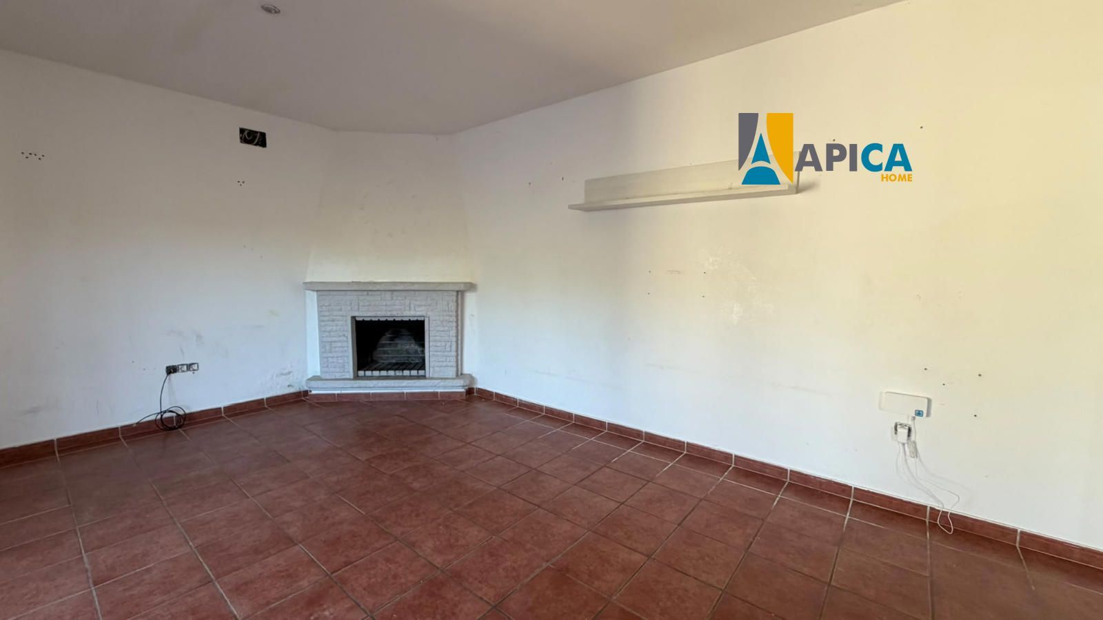 🏡 ¡CHALET HIPOTECABLE DE 124 m² CON CONTADOR DE LUZ EN CARRETERA PINAR DE LOS FRANCESES (CHICLANA)! - Foto 5