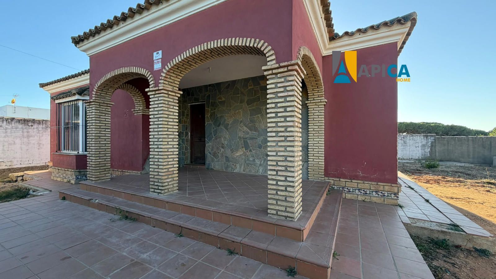 Chalet Independiente en venta Chiclana de la Frontera, Cádiz. Ref: 14090. Apica Home