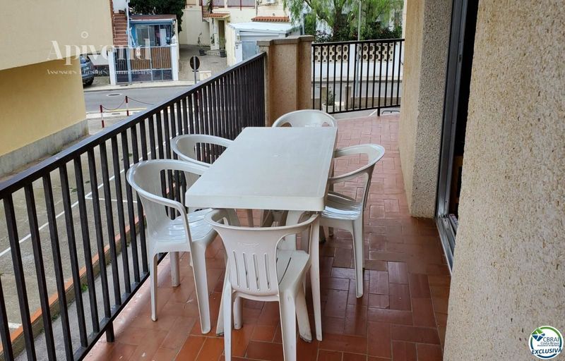 Piso en venta Roses, Girona. Ref: 1052. Apivend 2000