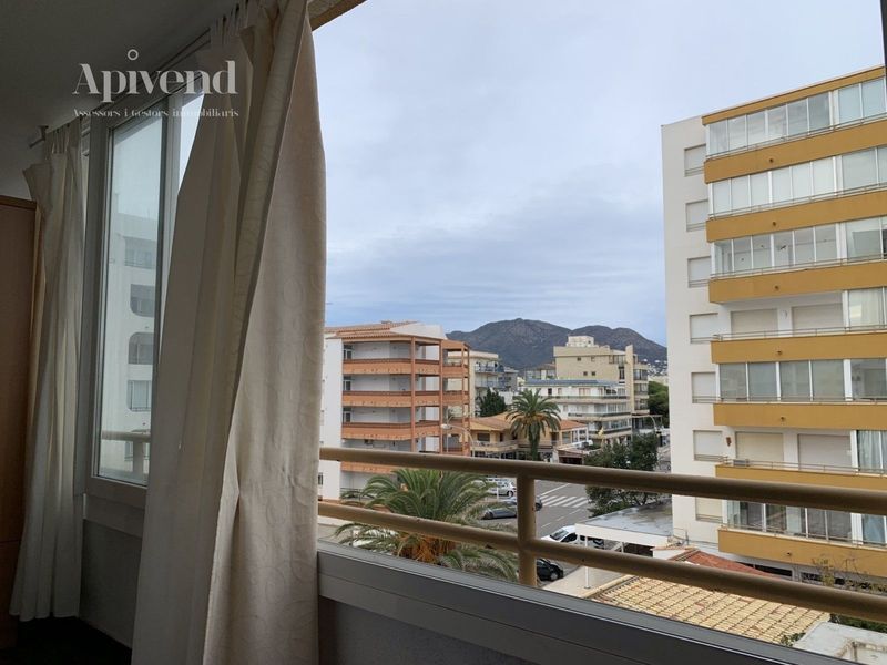 Piso en venta Roses, Girona. Ref: 1066. Apivend 2000