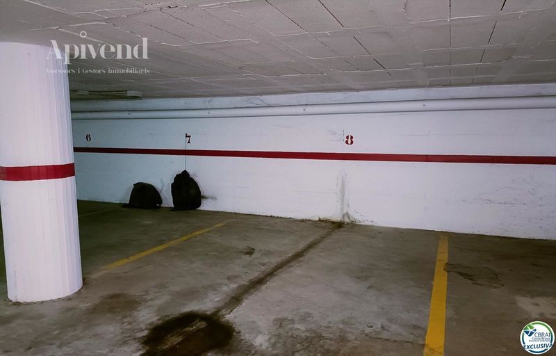 Garaje en venta Llançà, Girona. Ref: 1128. Apivend 2000