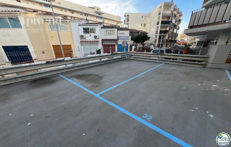 Garaje en venta Empuriabrava, Girona. Ref: 1142. Apivend 2000