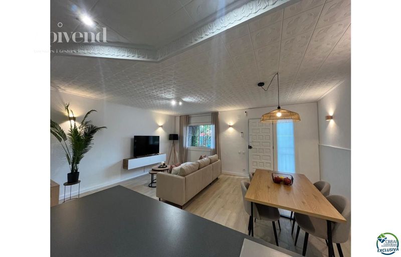 Piso en venta Empuriabrava, Girona. Ref: 1172. Apivend 2000