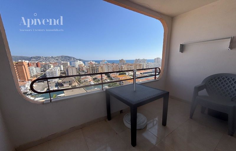 Piso en venta Roses, Girona. Ref: 1173. Apivend 2000