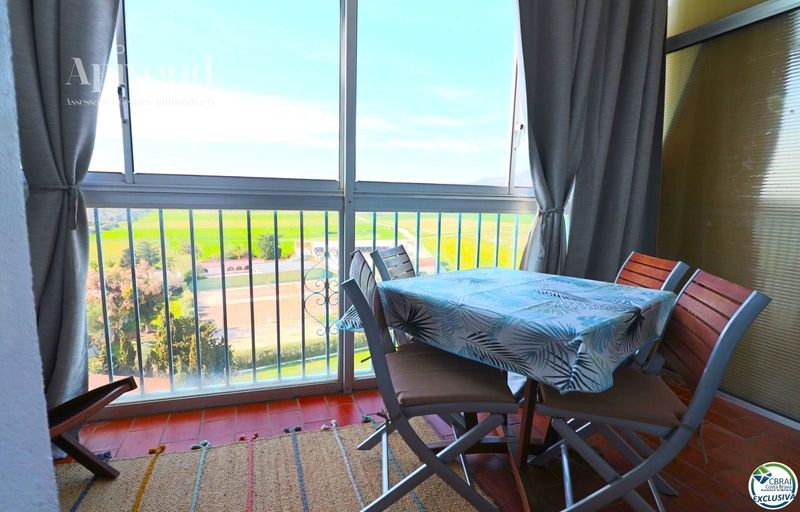 Piso en venta Roses, Girona. Ref: 1186. Apivend 2000