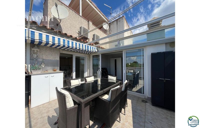 Ático en venta Empuriabrava, Girona. Ref: 1202. Apivend 2000