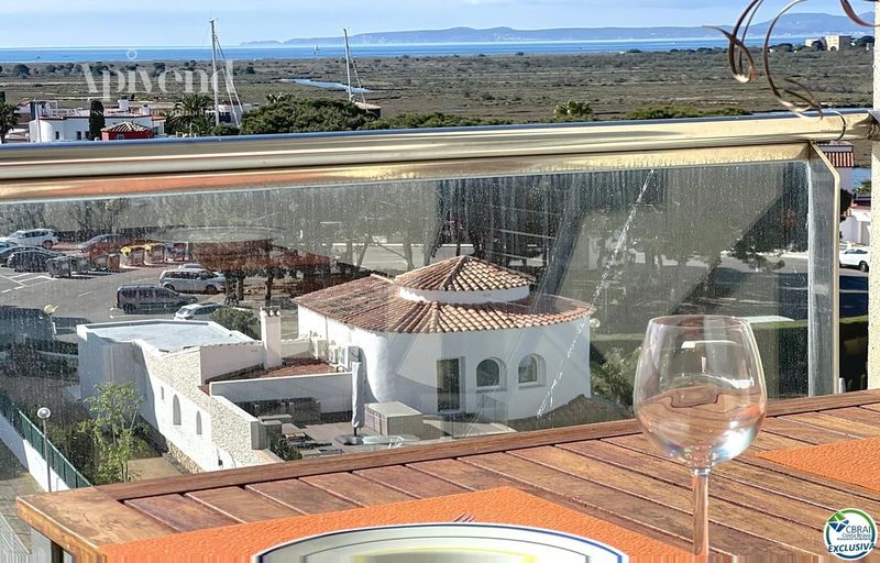 Piso en venta Roses, Girona. Ref: 1209. Apivend 2000