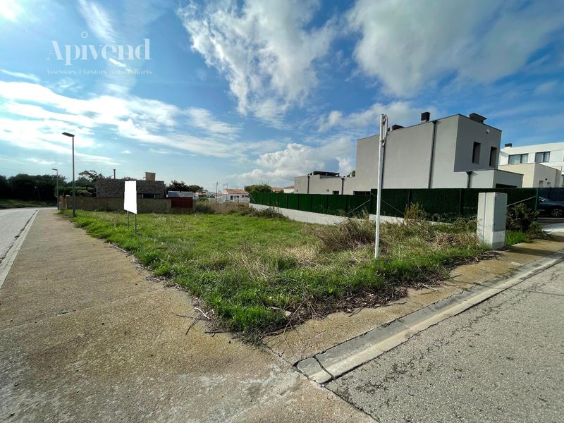 Parcela en venta Roses, Girona. Ref: 1250. Apivend 2000