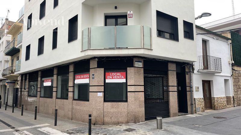 Local Comercial en venta Roses, Girona. Ref: 1255. Apivend 2000