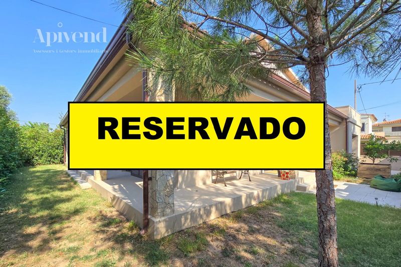 Casa en venda Sant Pere Pescador, Girona. Ref: 1274. Apivend 2000