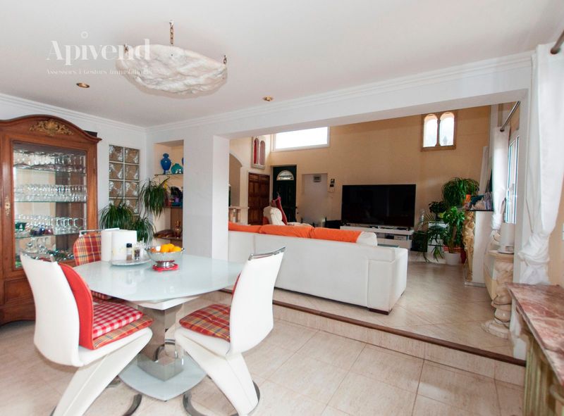 House for sale Roses, Girona. Ref: 1275. Apivend 2000