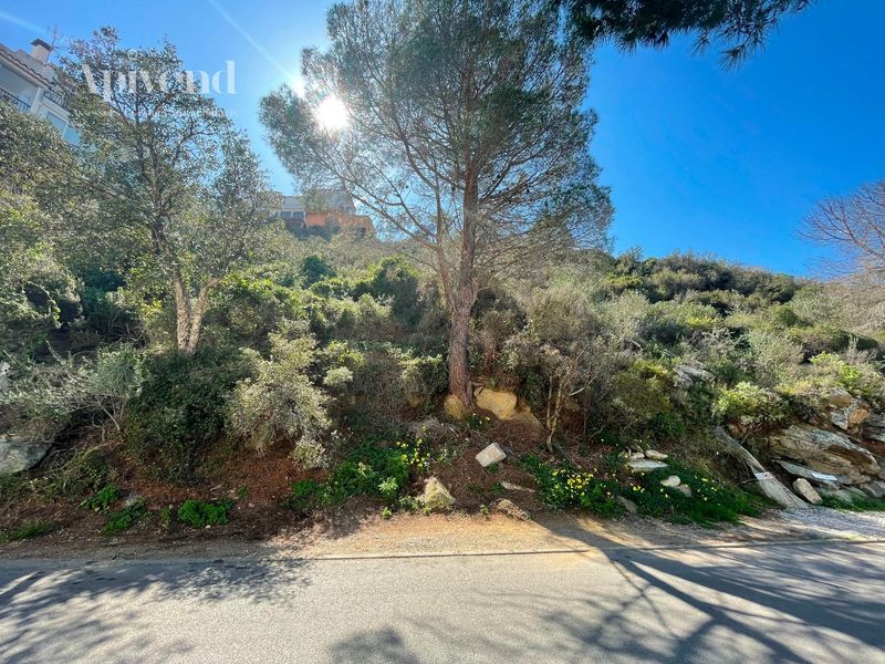 Parcela en venta Roses, Girona. Ref: 1282. Apivend 2000