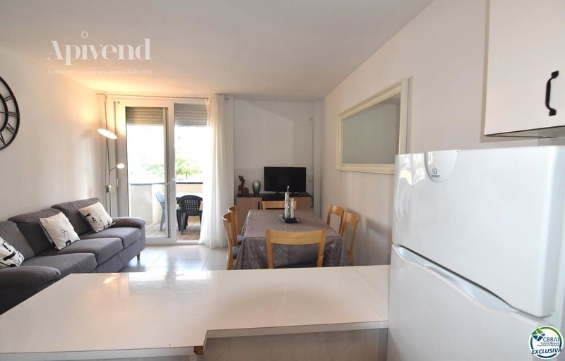 Piso en venta Roses, Girona. Ref: 1309. Apivend 2000