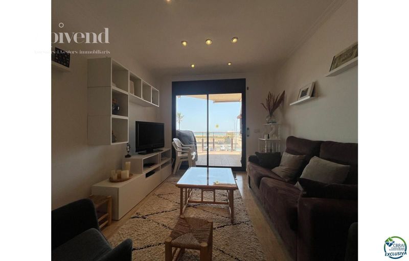 Piso en venta Empuriabrava, Girona. Ref: 1320. Apivend 2000