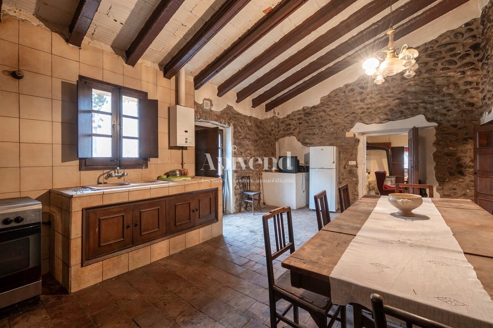 Venda de Casa Boadella i les Escaules