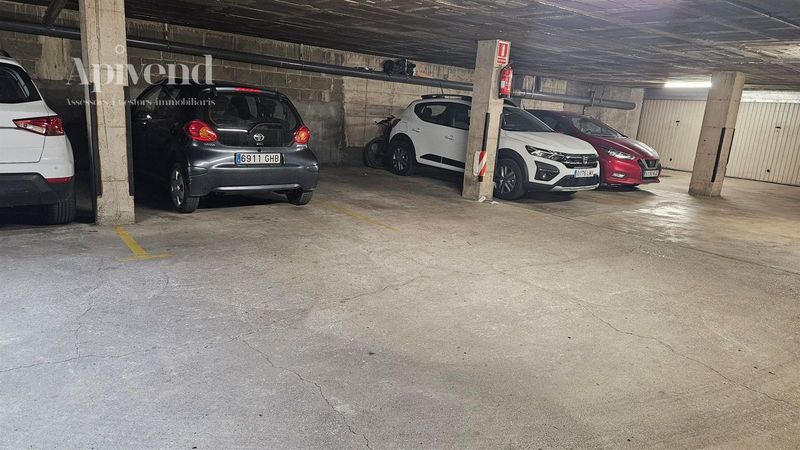 Garaje en venta Figueres, Girona. Ref: 1365. Apivend 2000