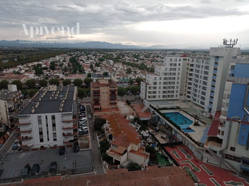 Piso en venta Empuriabrava, Girona. Ref: 1388. Apivend 2000